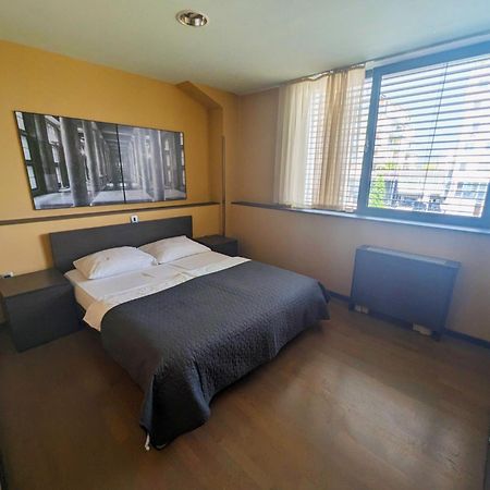 Nitro Rooms Любляна Экстерьер фото