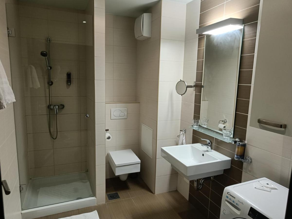 Nitro Rooms Любляна Экстерьер фото