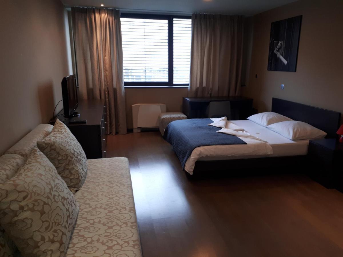 Nitro Rooms Любляна Экстерьер фото